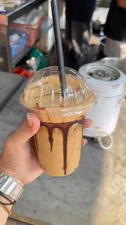 Hazelnut cold coffee😍
:
Follow @eatwithjyotii
:
(Cold Coff