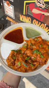 Cheesy red sauce momo😍
@king.shawarma_official_1 , East/Wes