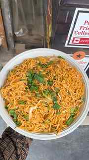 Street style chowmein 😍 @king.shawarma_official_1
:
Follow