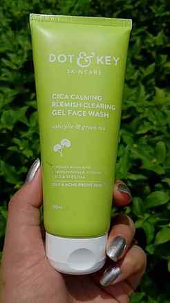 Just tried the @dotandkey.skincare CICA Calming Blemish Clea