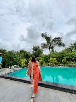 A lil noor..🌸

[Desi girl, pune vibes, villa in pune, explo