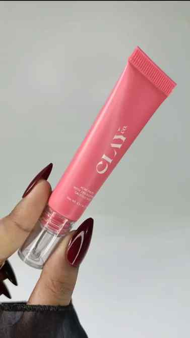 Comment 'Acne" for link because @claycobeauty did an AMAZING