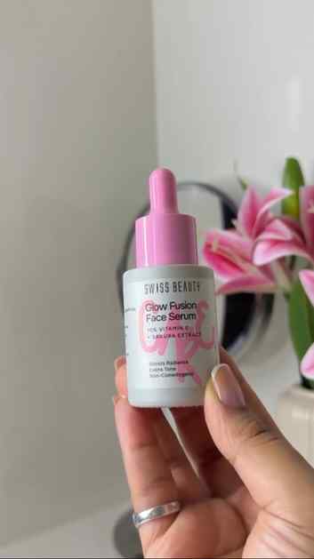 Say hello to your new glow-to serum! 💖
If you're looking f