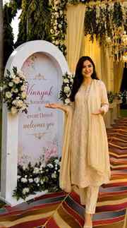 Every celebration deserves a beautiful touch! ✨🌸

Whether i
