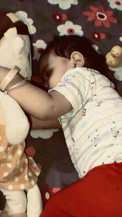 किस-किस के घर में यह प्रॉब्लम है..???😅😅

#CuteBaby #BabyRe