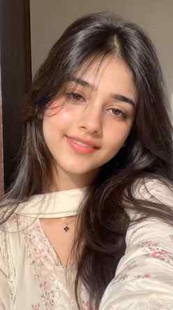 Mujhpe nahi aata nachna dosto follow like fir nahi kroge aap