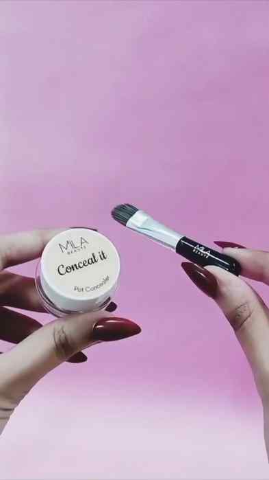 Not me getting attached to a concealer now 😭🎀

This one fr