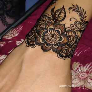 Lines, leaves, and a whole lot of patience. Loving how this 