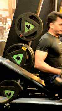 Don't Underestimate The Power Of Common Man🔥✨
.
.
.
#Gym #F