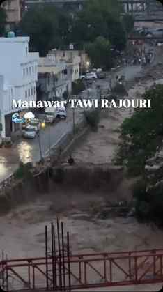 Munawar Tawi Rajouri
.
.
.
.
Heavy rainfall caused floods i