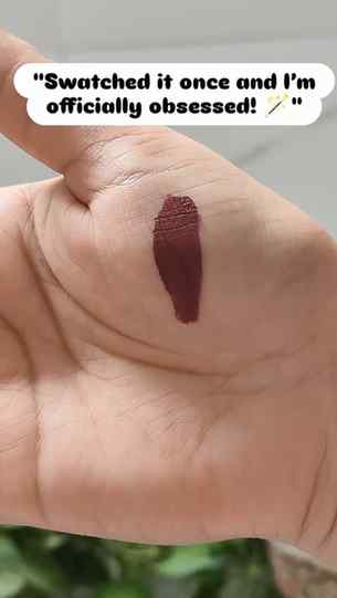 "L'Oréal 500 Wine Not. Shook! 😍"
"Does it smudge? Part 2 ch
