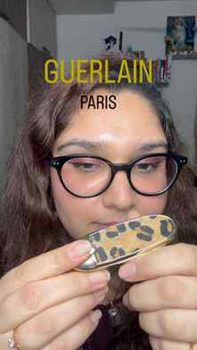 Pure luxury in a pop-up mirror @guerlain gifted by lil sis @