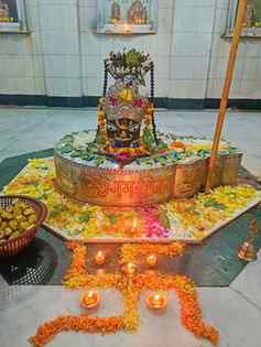 श्री गौरी शंकर बाबा शृंगार दर्शन सूर्य कुण्ड तीर्थ हरगांव सी