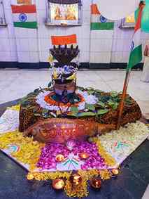 गौरी शंकर बाबा शृंगार दर्शन 15/08/2026 हर हर महादेव 🙏🔱 
#b