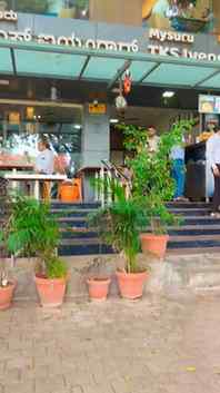 📌@tksiyengars_mysuru 🤩 Rs.300/- Unlimited Veg Thali 😋🍱👌