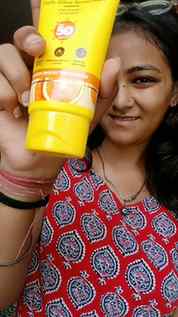 Mamaearth
Vitamin C Daily suncrean
#mamaearth #Ad #fashio