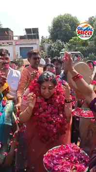 यूपी की ब्यूरोक्रेसी से इस्तीफा देकर सार्वजनिक जीवन मे कैरिय