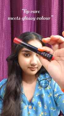 Staze yummy lip gloss balm
A little apple pie magic for my