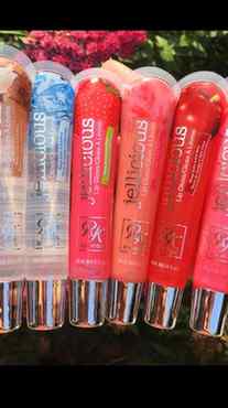 β¨ Shine bright, lips first π The perfect gloss for every mo