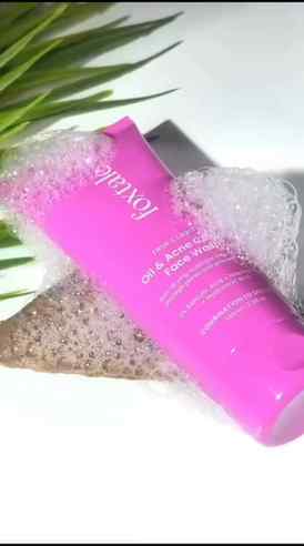 ✨ Clearer-looking skin, without the dry feeling! 🫧💗
A gen