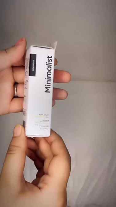 “Comment ‘LINK’ and I’ll DM you 💌”
Dealing with dark spots?