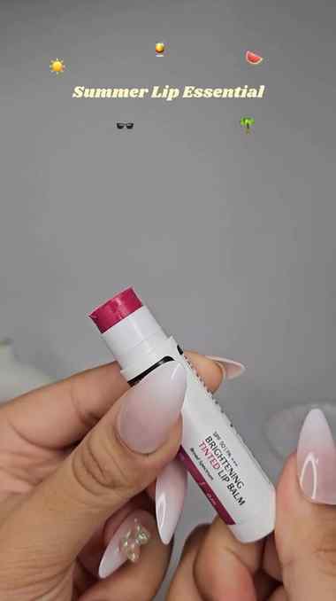 This Tinted SPF Lip Balm >>>>> 💗☀️

(sunscreen lip balm, ti