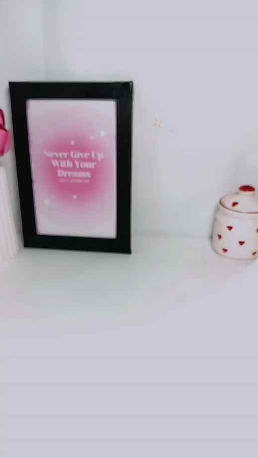 The cutest lip balm youโll want in your bag ๐โจ
Comment โLIN