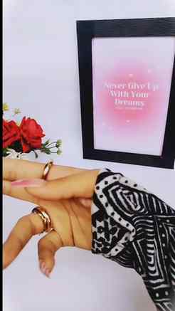 ✨ Glossy lips in seconds!
Every creator starts somewhere.

�