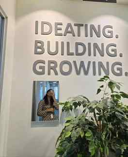 Hey, everyone 9 to 5 isn’t boring 🤌🏼
.
.
.
#corporate #lif