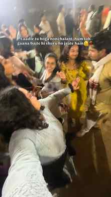 ♥️😭🫂
[friends, nonchalant, bakchodi, dance, dancers, full