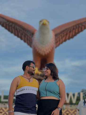 Better together ✨❤️ #couplegoals #hubbywifey #travelling #tr