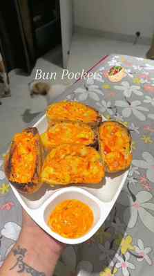 Bun Pocket 🥙
.
#foodies #trending #foodporn #viral #reels