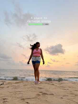 Chasing the kind of sunsets that paint the whole sky pink. �