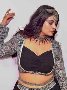 Not just a look, it’s a whole vibe ✨
Modern Banjara x Bollyw
