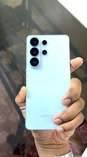 Powerful combo: Samsung S26 Ultra + iPhone 16 pro
#samsung