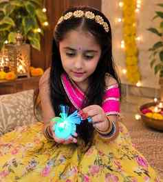 #Collaboration with @FirstcryIndia
 
Diwali is all about fam