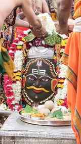 Unki Ankhon Ke Roshan Diye…..🥰🔱
.
.
.
.
.
#mahakal #mahaka