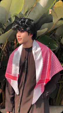 Arabic aura 🤍🖤✨
#ArabicAura #Kandura #ArabicStyle #MensFa