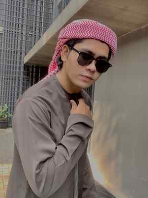 Marhaba🫴🏻
#arabicsong #arabistyle #fyp #explore #trending