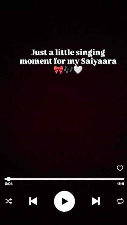 Just me, my voice & a little Saiyaara moment 🎶🎀
.
#saiyara