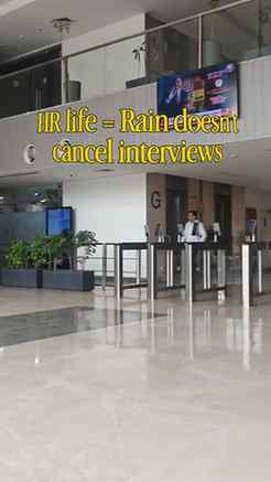 Jab HR khud office aane ke mood me na ho… lekin candidates k