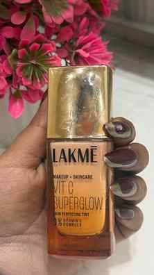 🍊 Skin tint nahi, glow ka shortcut! ✨
Lakmé VitC Superglow