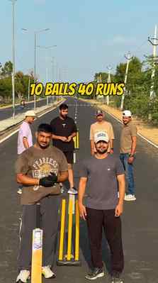 10 balls 40 runs challenge with @narsingparihar 

#reelsindi