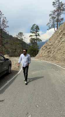 Influencer walk 😂
#trendingreels #newreels #explorepage #v