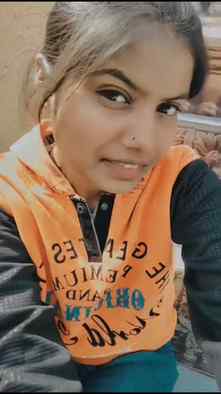 ज़रा ठहरो ज़रा बैठो करनी हैं बातें..... 🍃💕😊
Those eyes👀�
