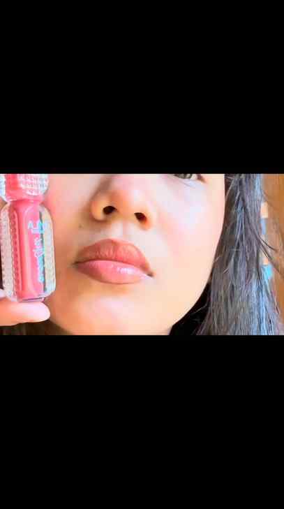 Comment for the “Link “ 🔗Glossy Lips in 1 swipe 💋✨ 

#assa