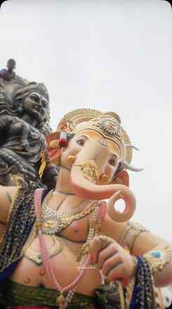 काय मागु तुझ्याकडे 🥹❤️🩹
.
.
.
.
.
[ Bappa, ganpati, aag