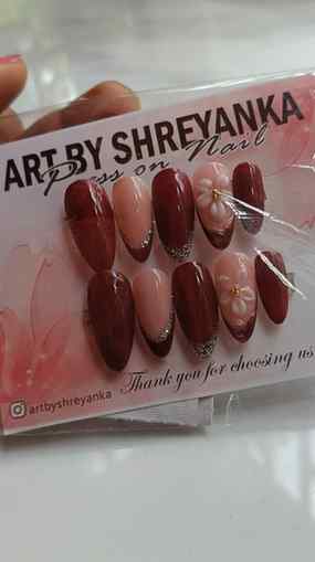 Amk kmon lagche comment koro...
Nail by @nailbyshreyanka 💅�