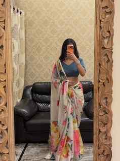 Except there is no pardesiya 😭❤️‍🩹🧿
#saree #pardesiya #pa