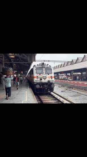 Goated journey Howrah to burdwan 
.
.
.
.
#viralreeĺs #trend